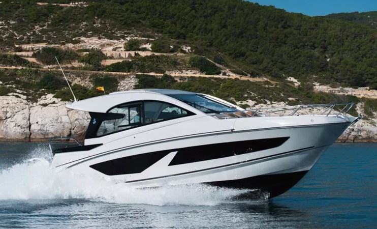 TIBS Beneteau GT32 Cover