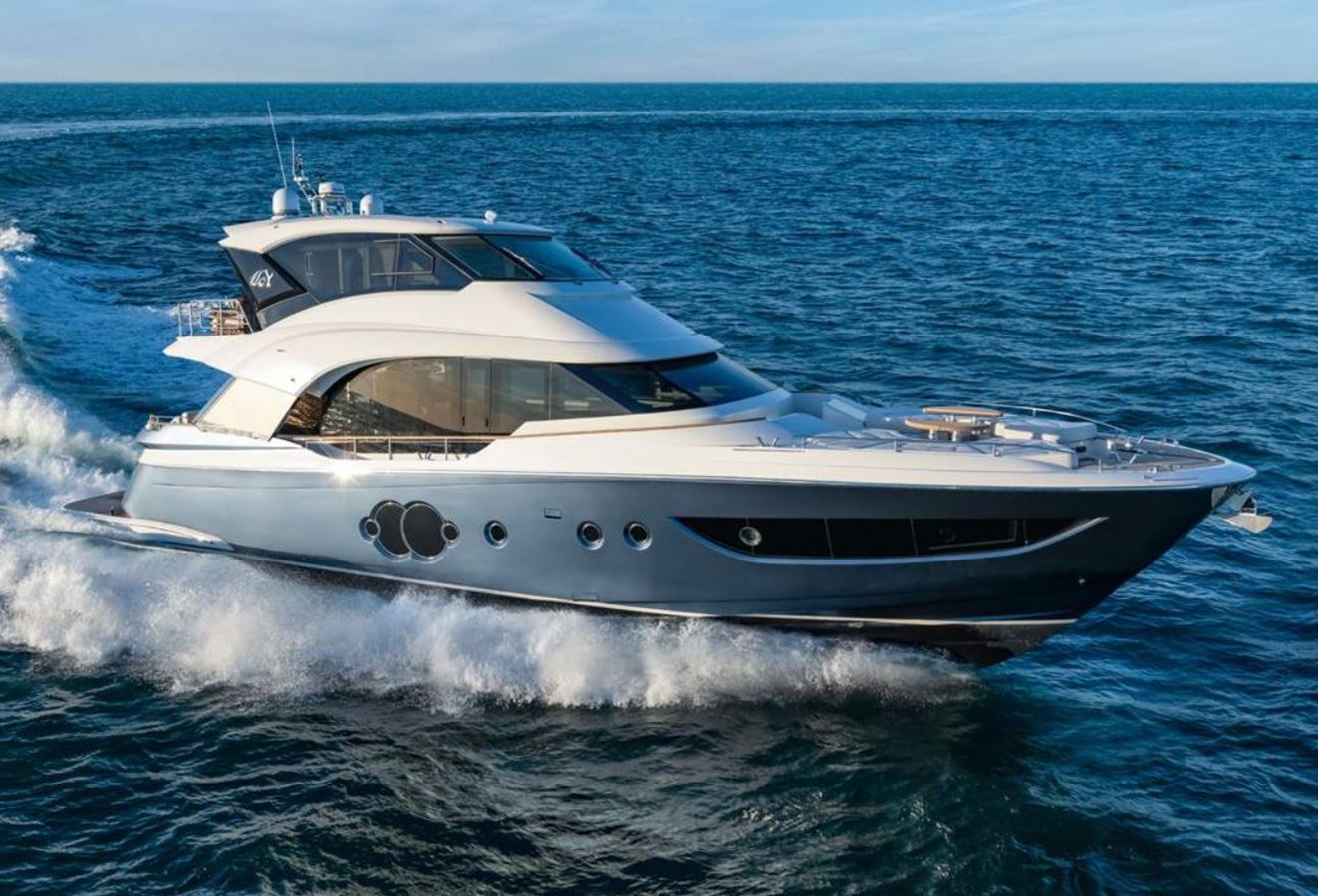 TIBS MCY70 Sky Lounge Cover