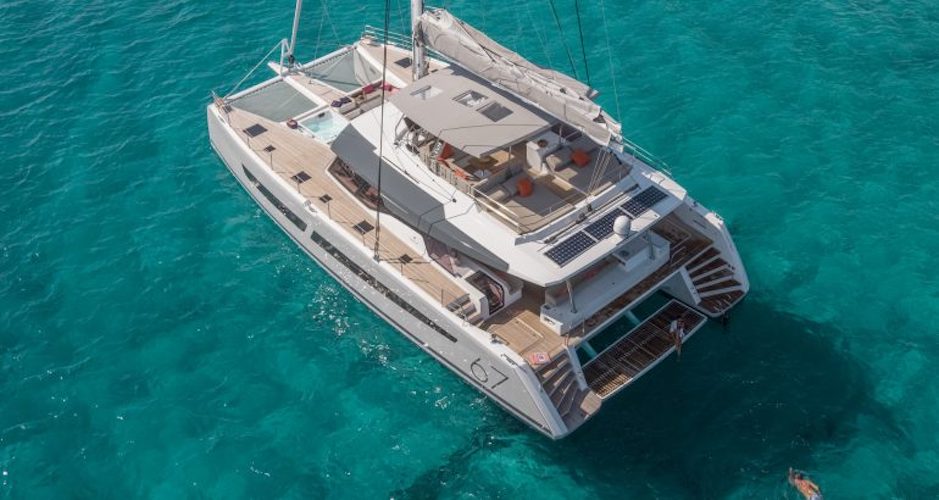 Fountaine Pajot Alegria 67 Cover