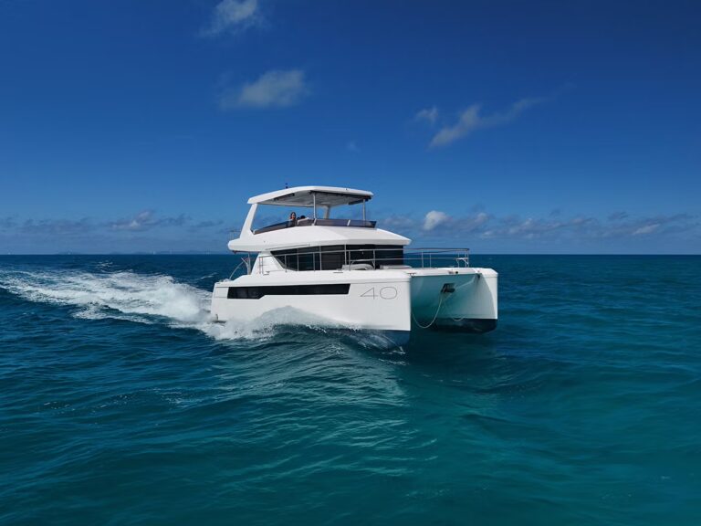 Leopard 40 Powercat Cover Image